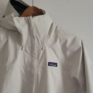 Patagonia Torrentshell 3L Rain Jacket Medium Wool White